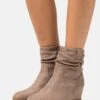 Anna Field Winter Boot - Bottines Compensées - Taupe