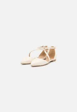 Babies - Off-White 8 Babies - Off-White -Anna Field 69290e08b1704f968caa949e9ecc8f73